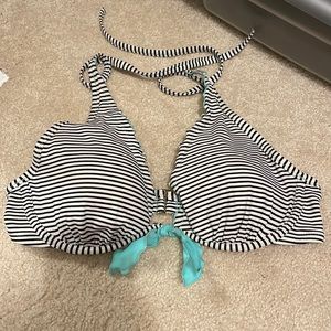 Victoria’s Secret Bikini Top